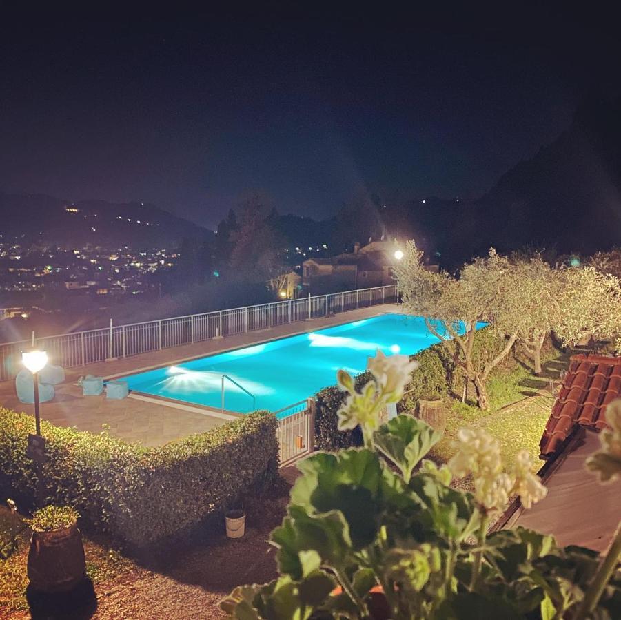 Sotto Il Cielo Di Toscana Appartamenti In Tenuta Only Adults No Pet Camaiore Exteriör bild