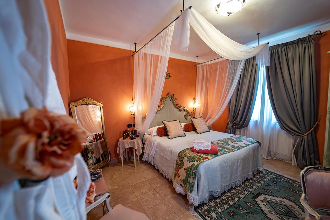 Sotto Il Cielo Di Toscana Appartamenti In Tenuta Only Adults No Pet Camaiore Exteriör bild
