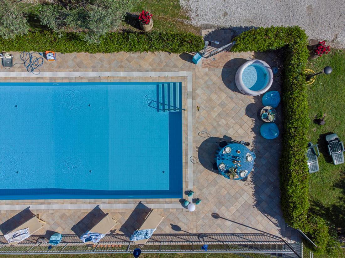 Sotto Il Cielo Di Toscana Appartamenti In Tenuta Only Adults No Pet Camaiore Exteriör bild