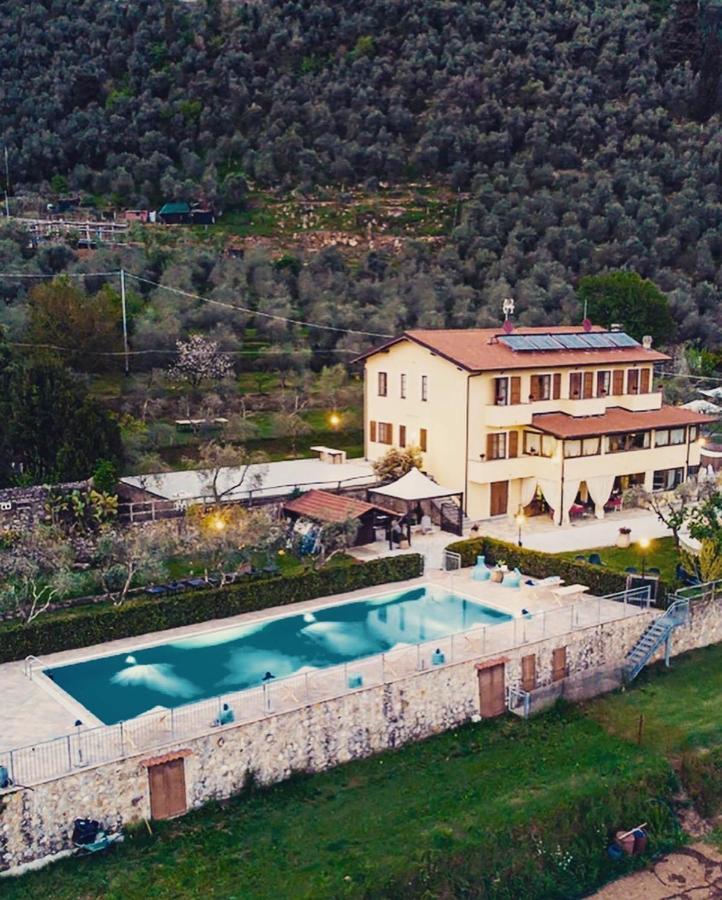 Sotto Il Cielo Di Toscana Appartamenti In Tenuta Only Adults No Pet Camaiore Exteriör bild