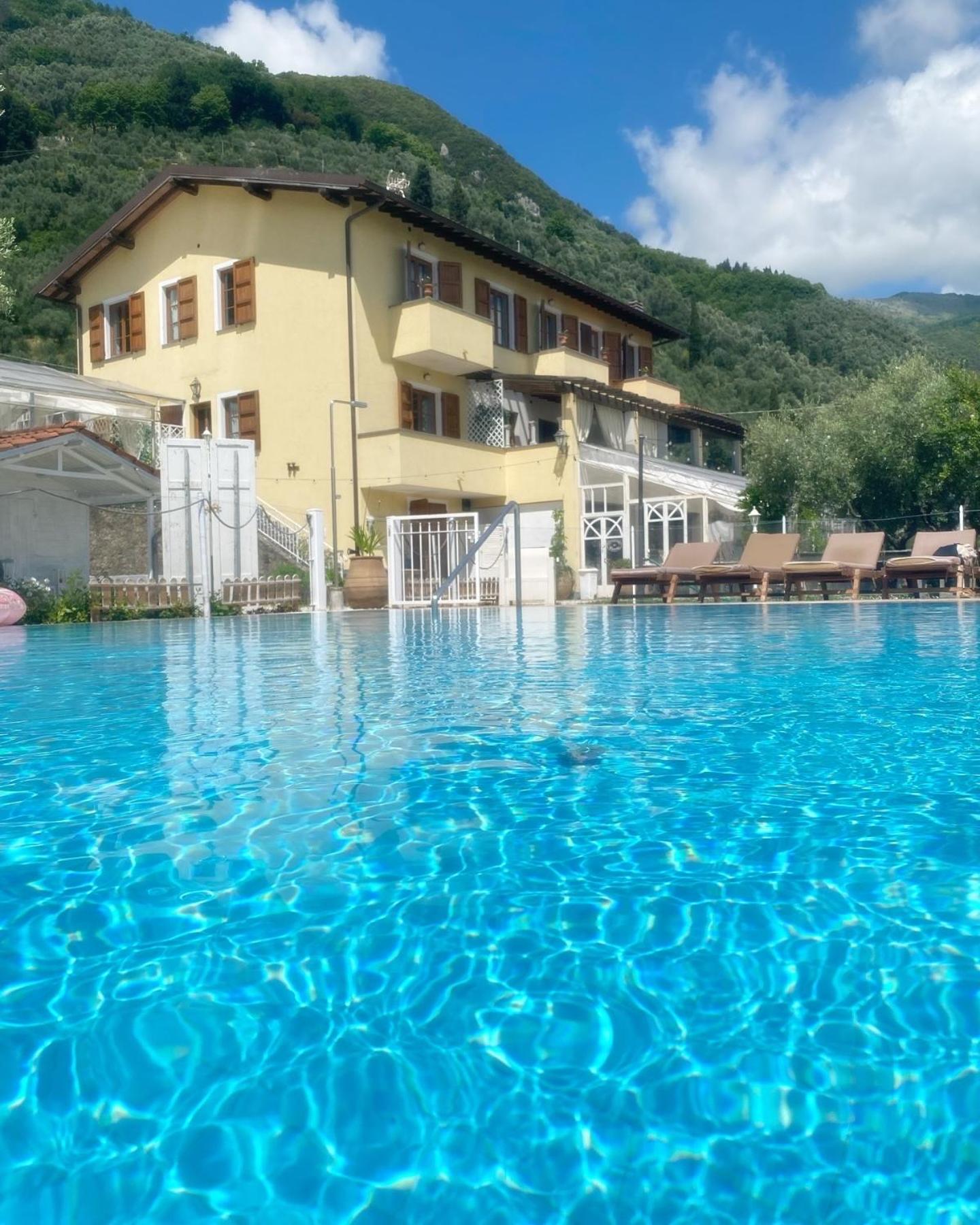 Sotto Il Cielo Di Toscana Appartamenti In Tenuta Only Adults No Pet Camaiore Exteriör bild